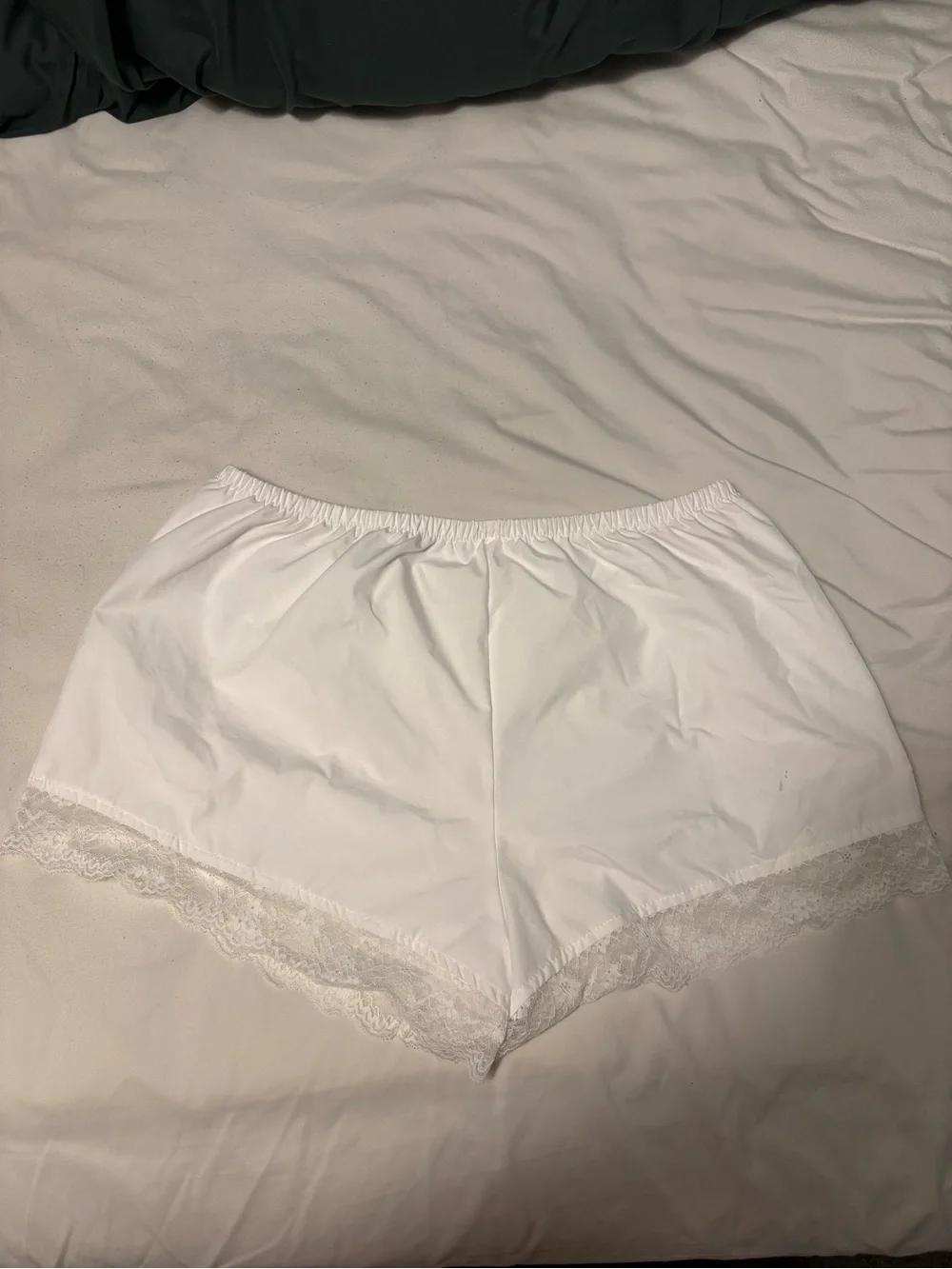 Lace trim white shorts
